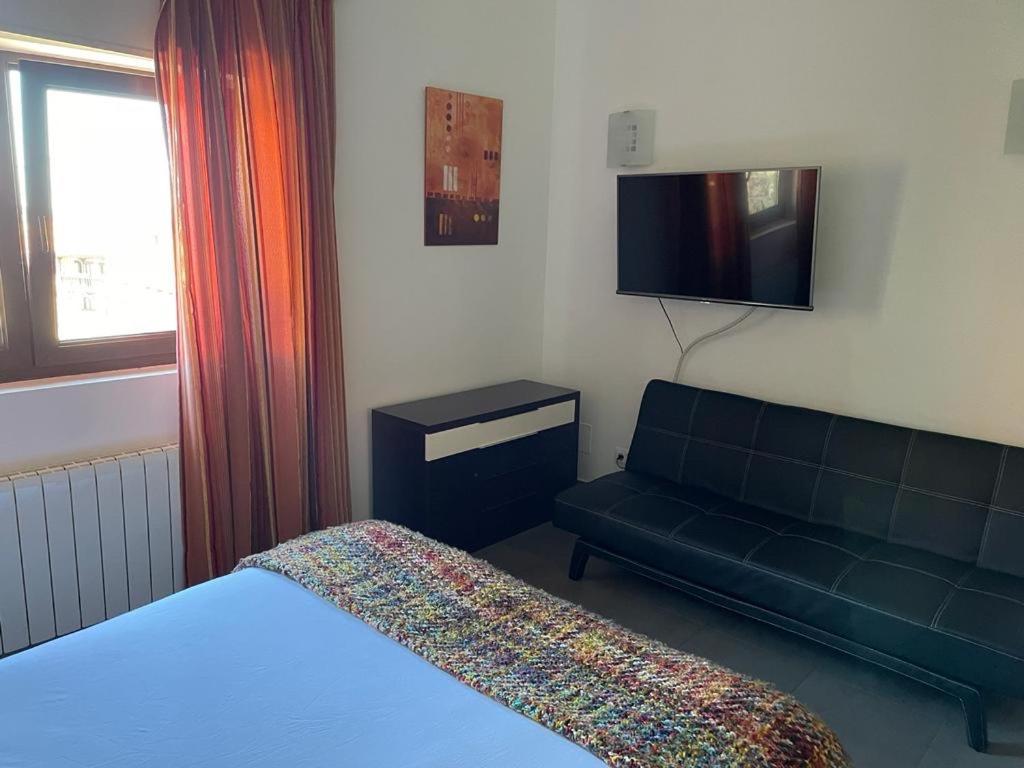 Apartamentos Los Tojos Colsa Extérieur photo