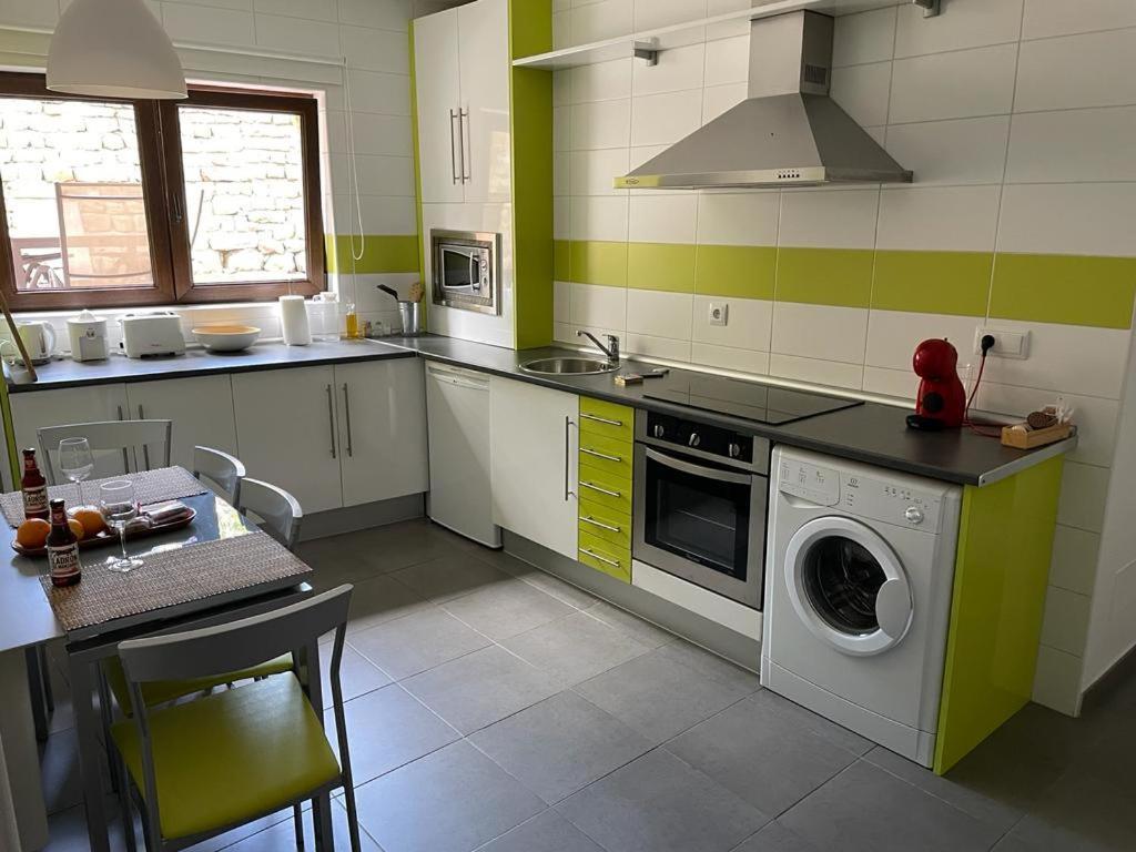 Apartamentos Los Tojos Colsa Extérieur photo